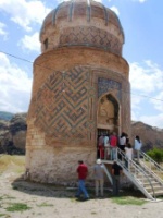 Mausoleum near Hasankeyf